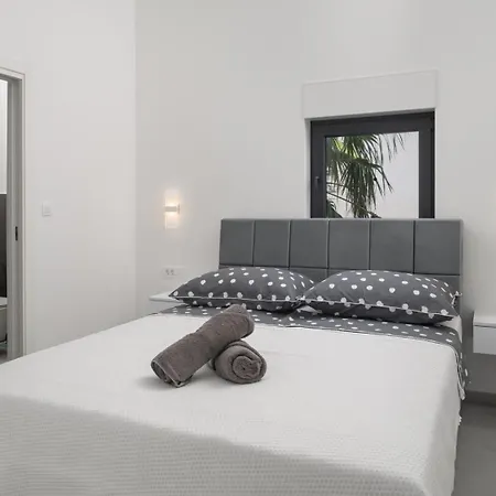Luxury Ivana Heated Pool 28 M2, Gym *