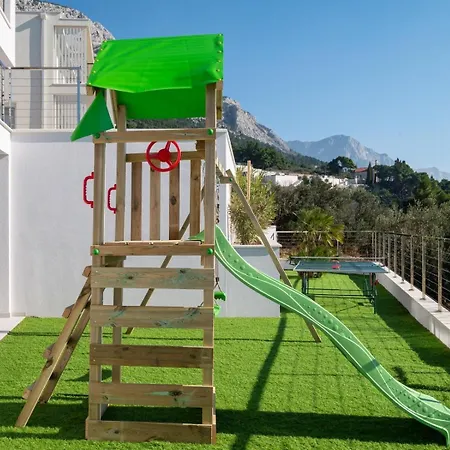 Villa Luxury Ivana Heated Pool 28 M2, Gym Brela