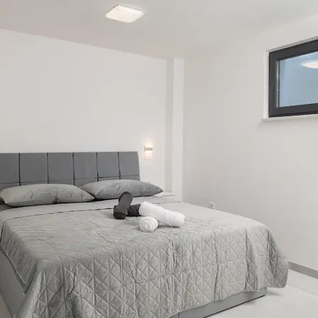 Luxury Ivana Heated Pool 28 M2, Gym * Brela