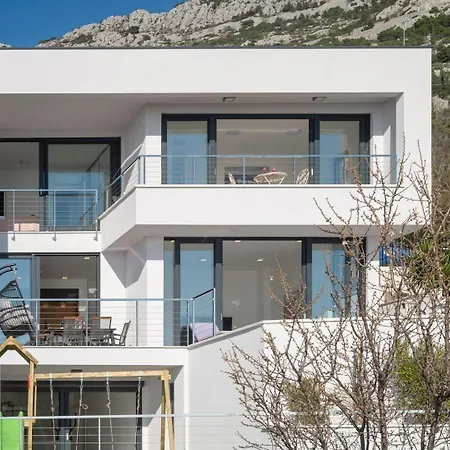 Luxury Ivana Heated Pool 28 M2, Gym