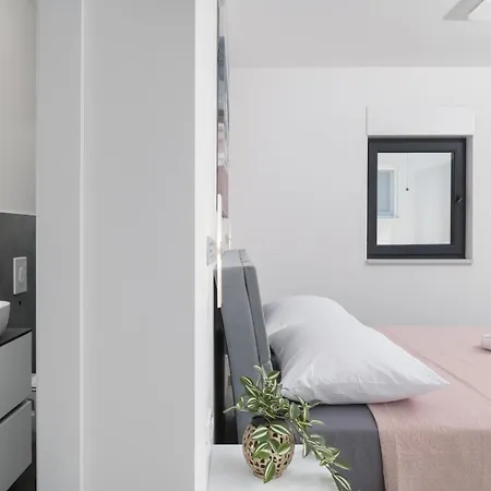 Villa Luxury Ivana Heated Pool 28 M2, Gym *