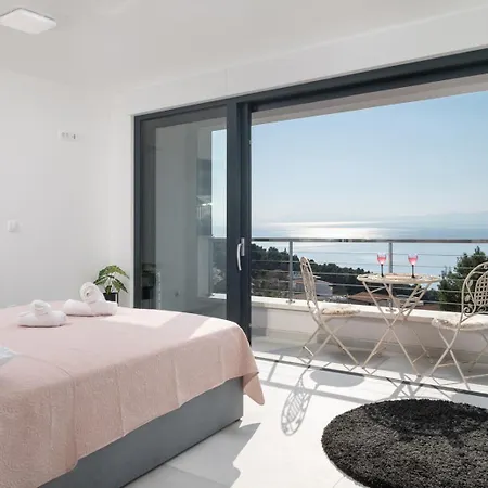 Villa Luxury Ivana Heated Pool 28 M2, Gym Brela